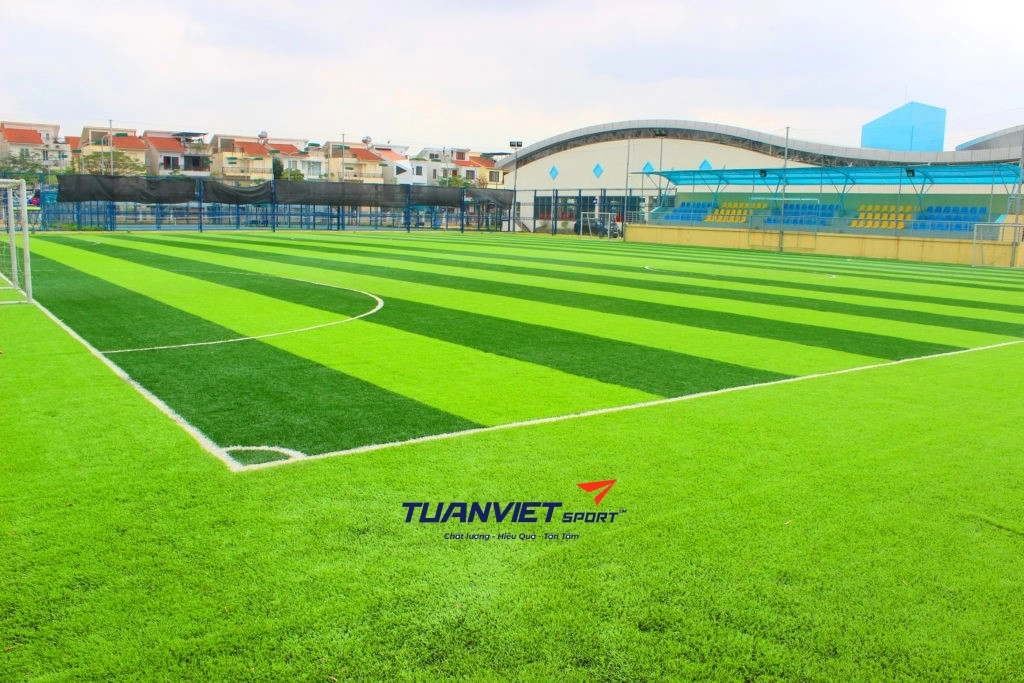 Quy trình thi công sân bóng cỏ nhân tạo