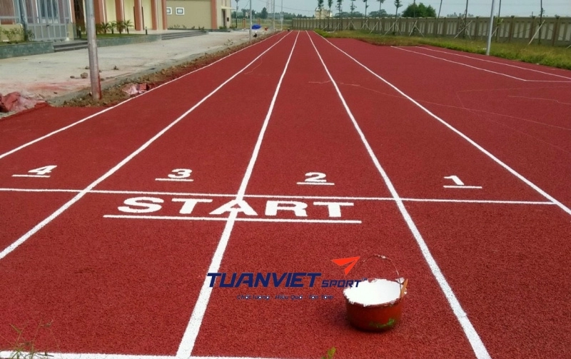 Báo giá thi công đường chạy điền kinh đạt chuẩn quốc tế