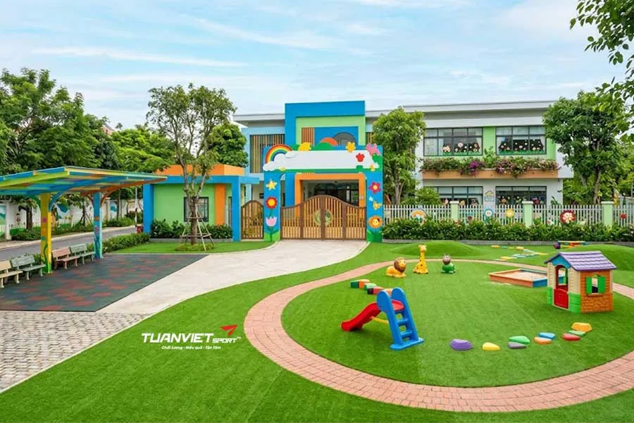 Ứng dụng cỏ nhân tạo sân trường mầm non