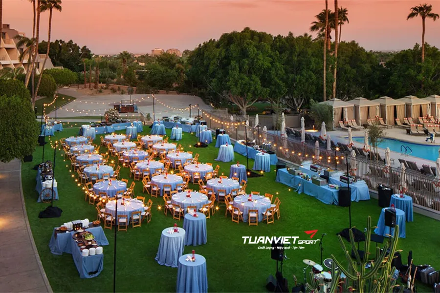 Thuê cỏ nhân tạo cho sự kiện cần lưu ý gì để tiết kiệm chi phí và thi công nhanh