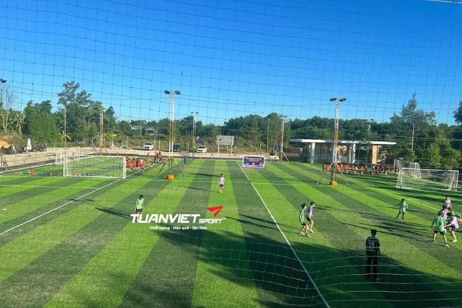 Danh sách sân bóng đá Thành phố Huế uy tín, chất lượng (Cập nhật mới sau sáp nhập 1/7/2025)