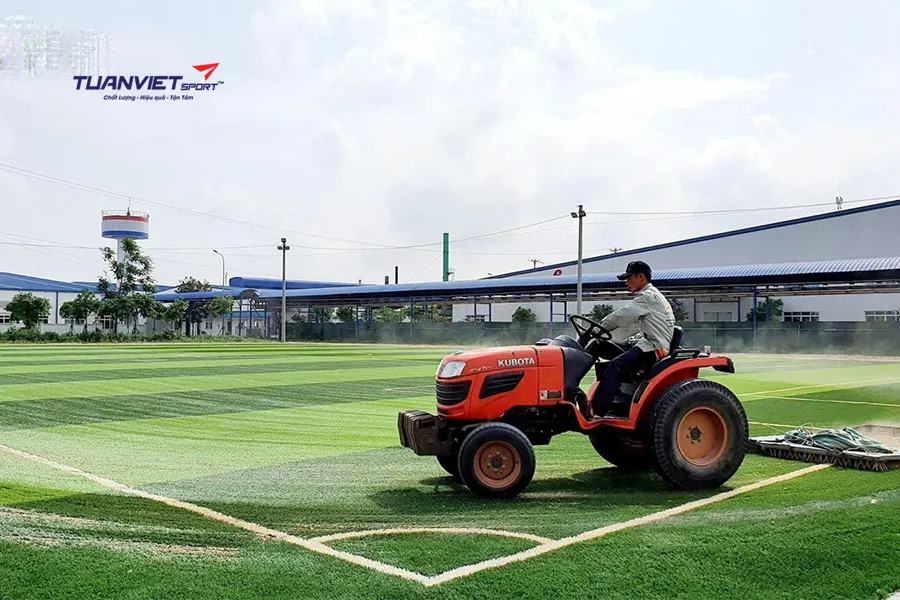 Đầu tư sân bóng cỏ nhân tạo ở nông thôn cần chuẩn bị những gì?