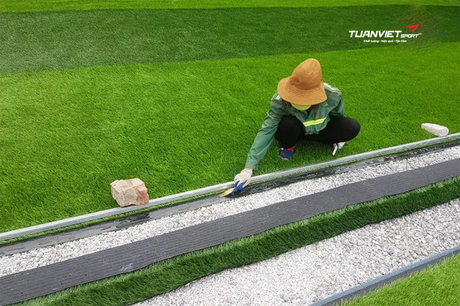 Giải pháp hệ thống thoát nước sân bóng đá cỏ nhân tạo hiệu quả