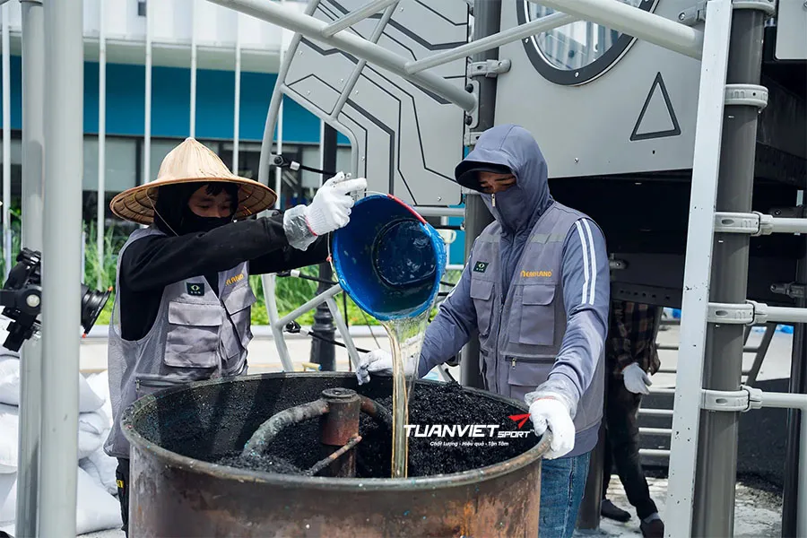 Tại sao keo Polyurethane là lựa chọn hàng đầu cho thi công sàn EPDM