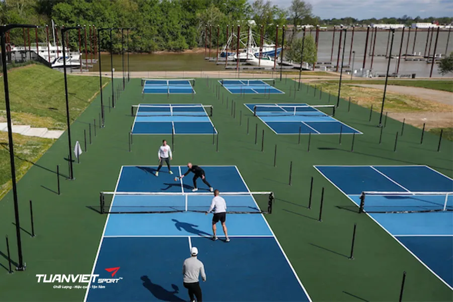 Cách bảo dưỡng và duy trì sân pickleball sau khi thi công
