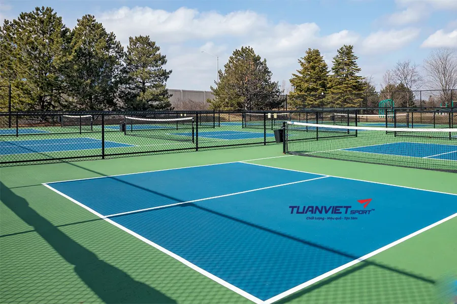 Thi công hệ thống thoát nước cho sân pickleball đúng kỹ thuật và chi phí thực tế