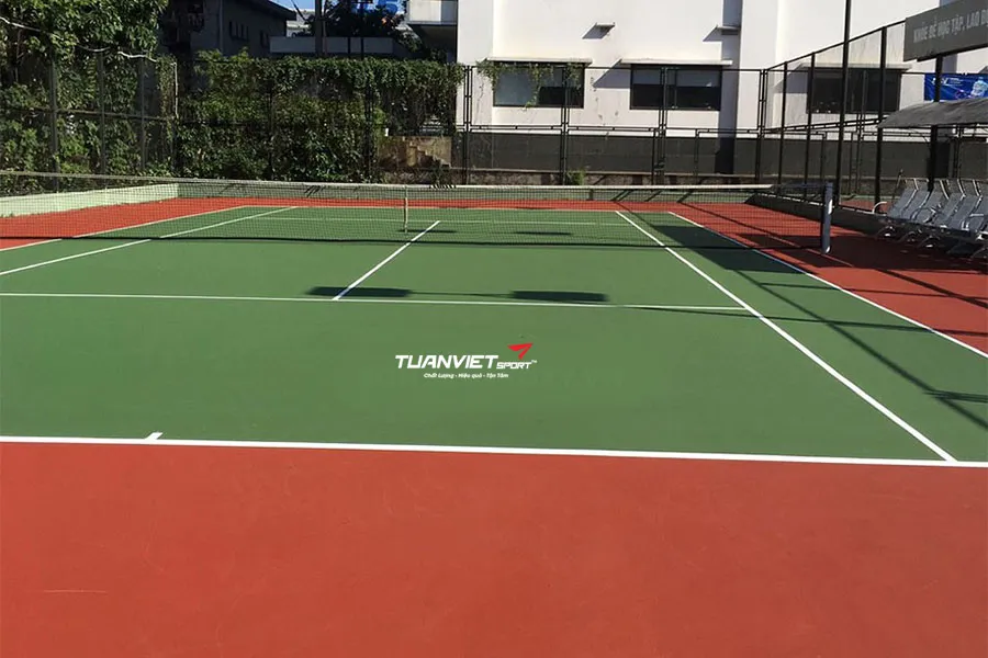 Sơn nền sân tennis nên dùng loại nào để bền đẹp?