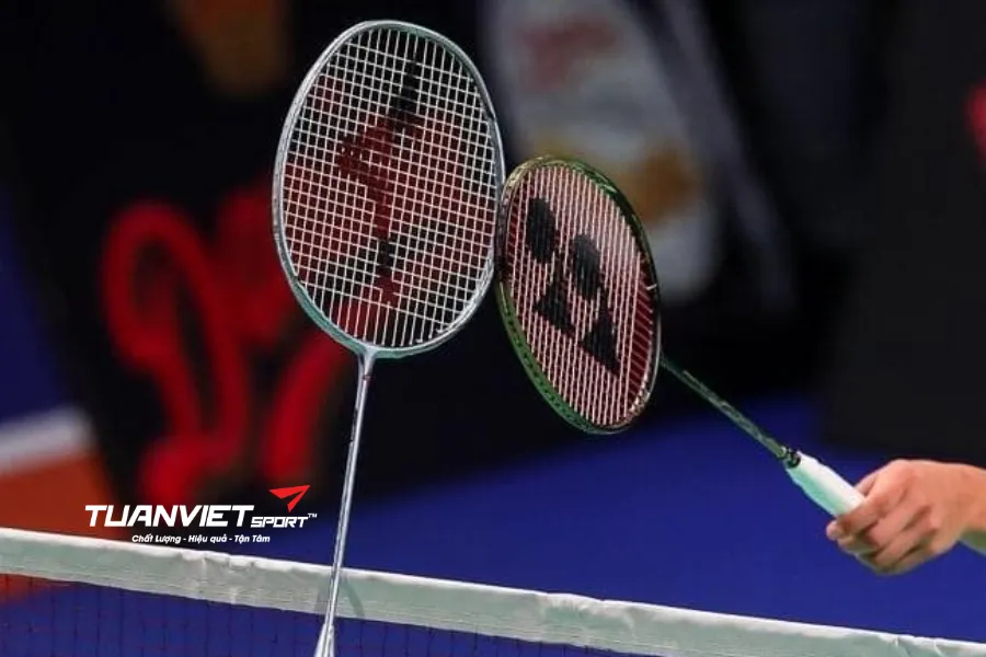 Cách bảo quản vợt cầu lông khi không sử dụng trong thời gian dài