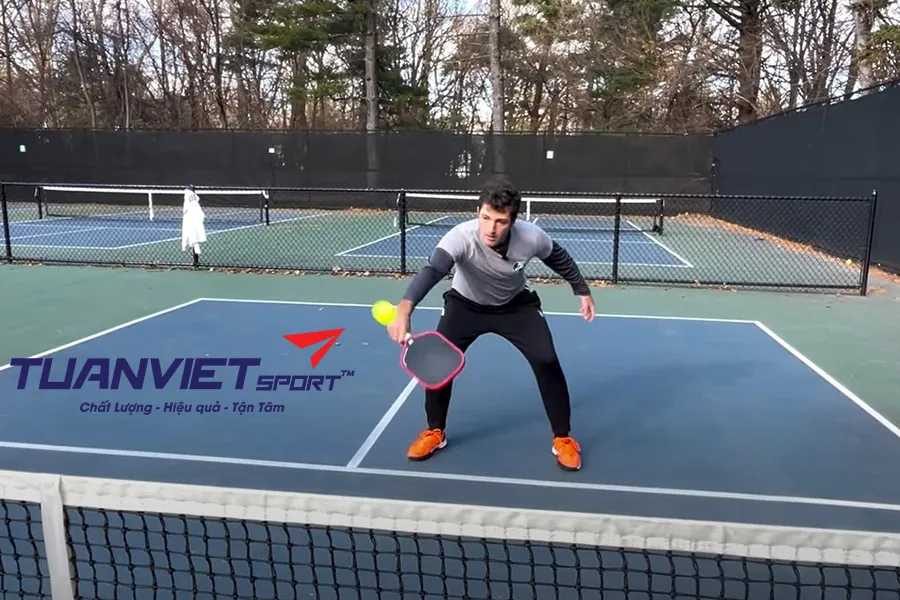 Cách Giao Bóng Slice Hiệu Quả Trong Pickleball Cho Người Chơi Mọi Cấp Độ