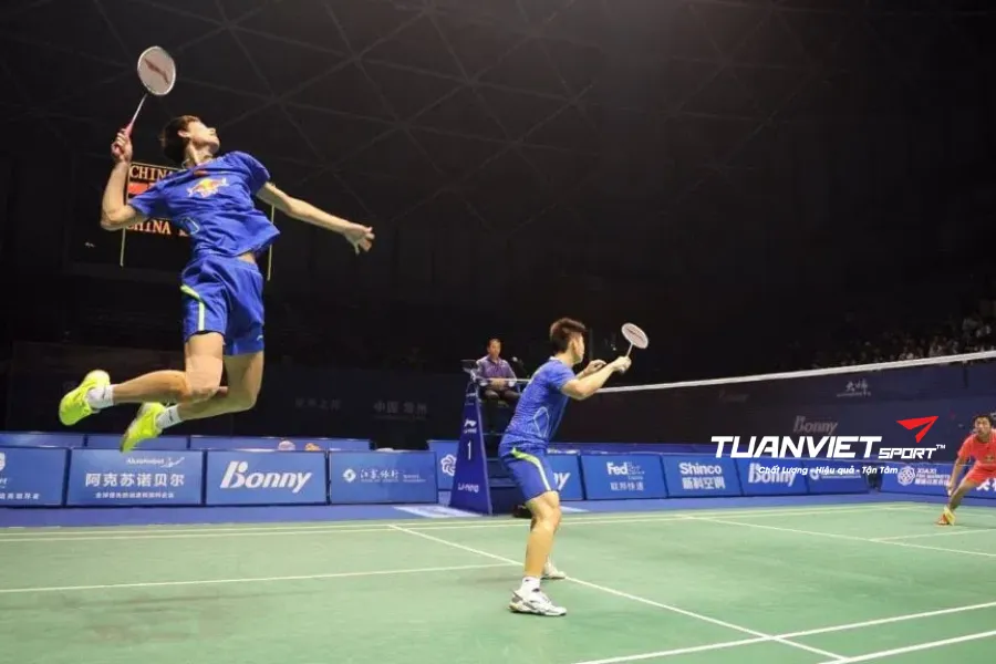 Người mới chơi cầu lông cần biết gì để bảo quản vợt đúng cách?