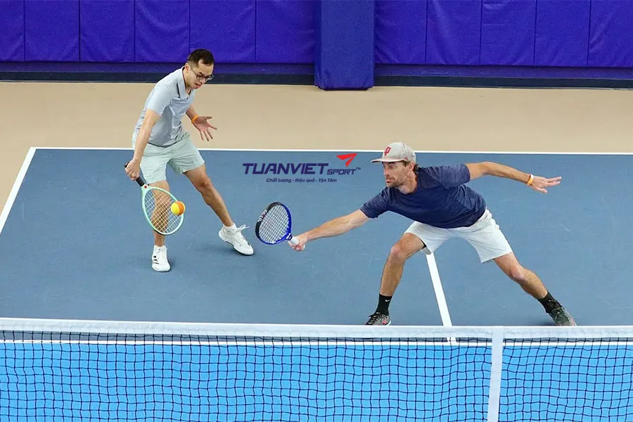 Từ điển thuật ngữ TYPTI: Rally, Stakes Scoring, Net Rebound, Body Save và Spin