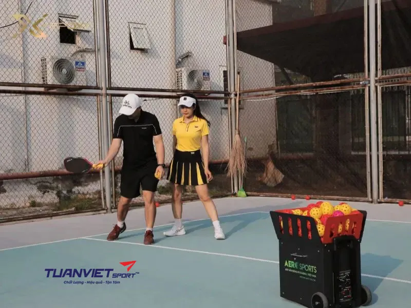 Gợi Ý 3 Mẫu Máy Bắn Bóng Pickleball Tự Động Đáng Mua 2025