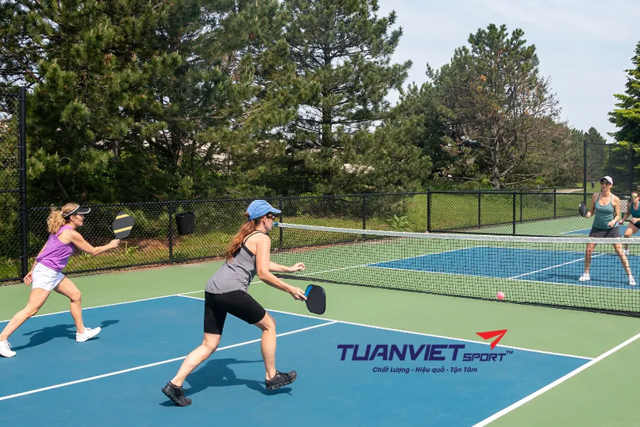 Những cú đánh khó trả nhất trong Pickleball đôi phong trào