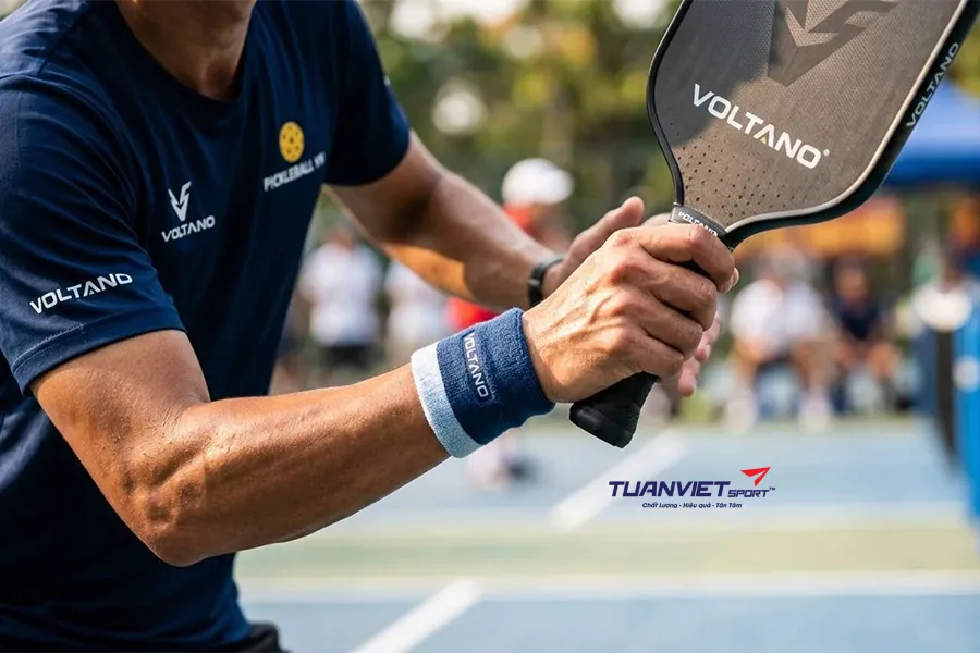 Đánh pickleball bị đau tay tìm hiểu nguyên nhân và cách chữa trị an toàn