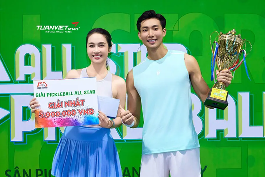 Siêu mẫu Lê Thu An thắng 15-0, tỏa sáng tại All Star Pickleball 2025