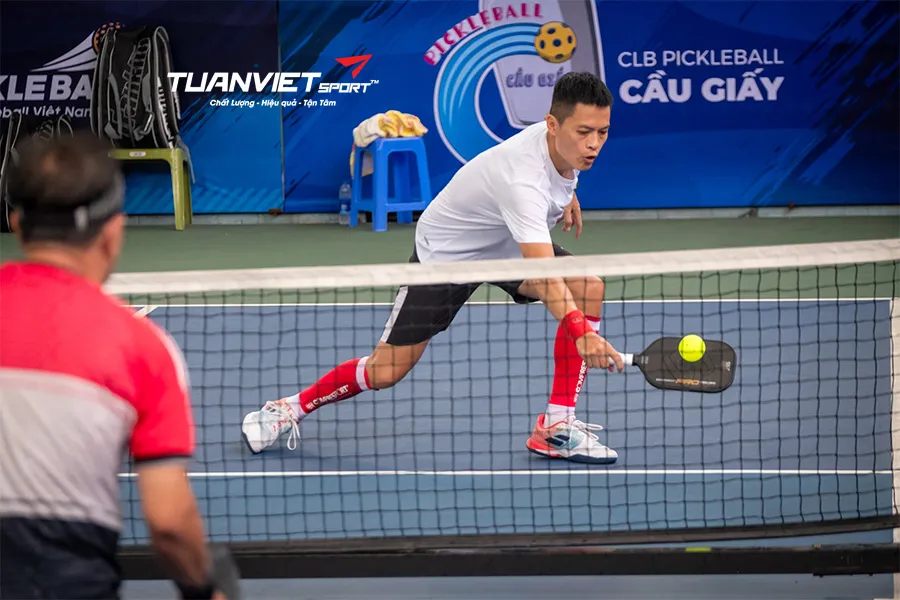 Vì sao cộng đồng tennis dần chuyển sang pickleball? Xu hướng thể thao mới 2025