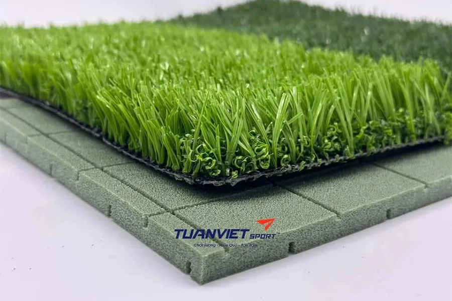 Bảng gi&aacute; thảm cỏ nh&acirc;n tạo năm 2026 cập nhật mới nhất theo từng loại