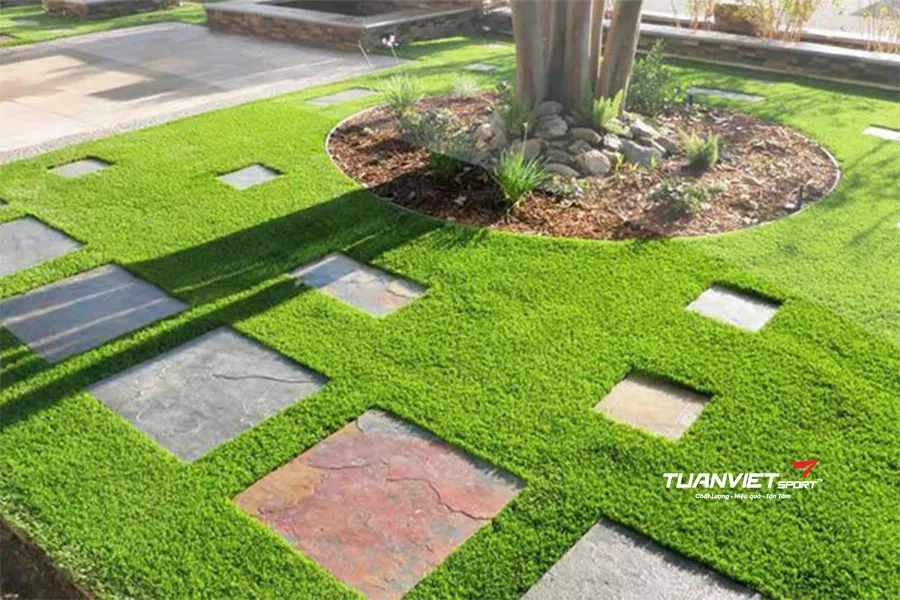 Thuê cỏ nhân tạo cho sự kiện cần lưu ý gì? để tiết kiệm chi phí và thi công nhanh