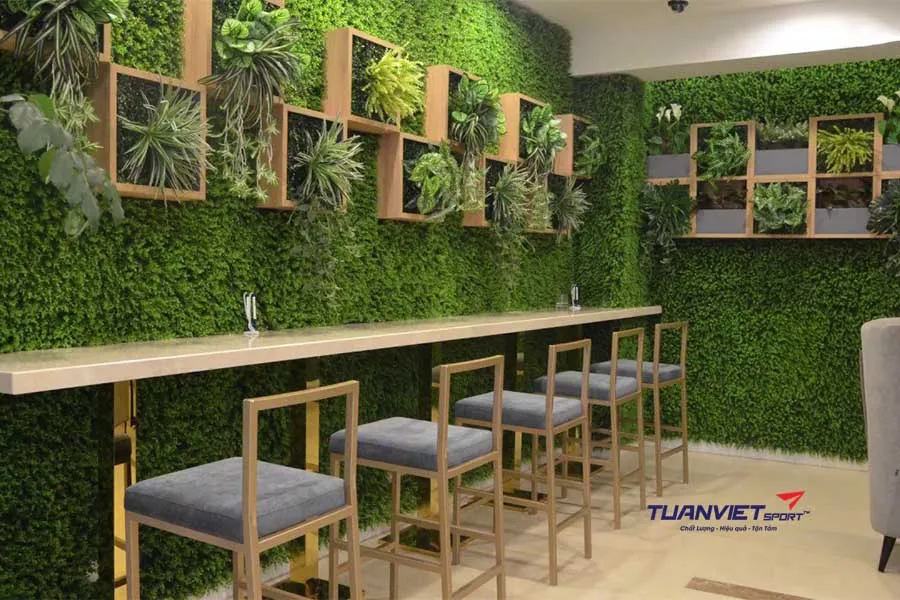 Ti&ecirc;u ch&iacute; chọn cỏ nh&acirc;n tạo qu&aacute;n cafe ph&ugrave; hợp từng phong c&aacute;ch thiết kế