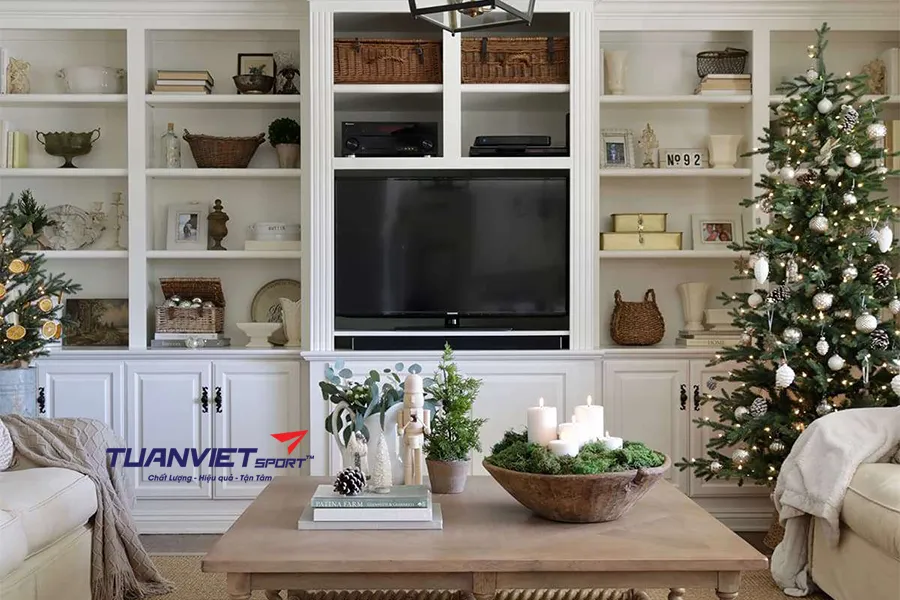 Biến phòng khách ấm cúng hơn mùa Giáng sinh với cỏ nhân tạo trang trí Noel