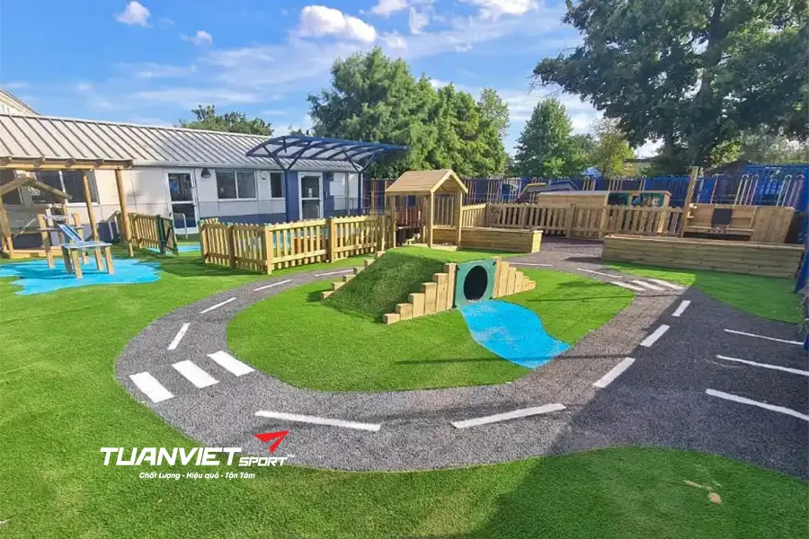 Biến tấu cỏ nhân tạo sau Giáng sinh: Gợi ý tái sử dụng thông minh và tiết kiệm