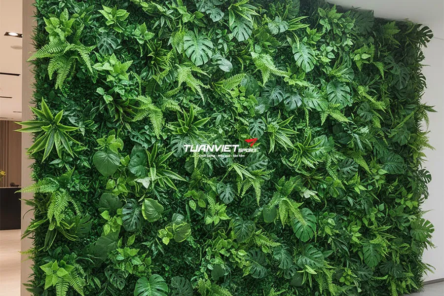 Cỏ nhân tạo backdrop Tết: Ý tưởng trang trí đơn giản nhưng ấn tượng