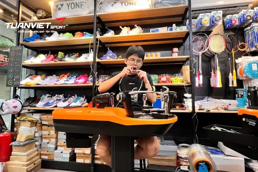 Shop cầu lông Thế Giới Cầu Lông - Chi Nhánh Cầu Giấy - shop cầu lông quận Cầu Giấy