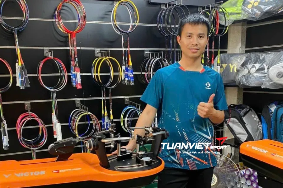 Shop cầu lông Tiến Dinh Sport - shop cầu lông Quận Hai Bà Trưng