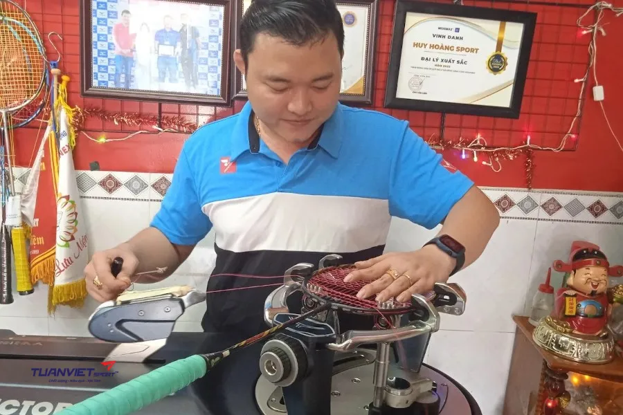 Shop cầu lông Huy Hoàng Sport - Shop cầu lông Quảng Ngãi