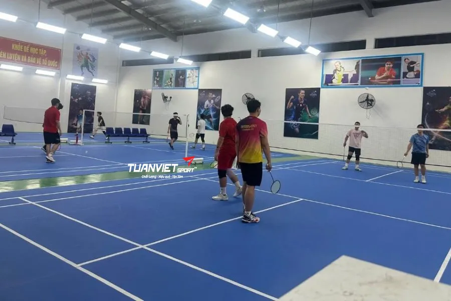S&acirc;n cầu l&ocirc;ng Ngũ H&agrave;nh Badminton tại Đ&agrave; Nẵng