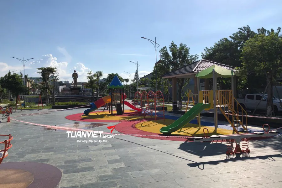 Dự &Aacute;n S&acirc;n Chơi Trẻ Em EPDM C&ocirc;ng vi&ecirc;n Thanh Ni&ecirc;n - Điện B&agrave;n