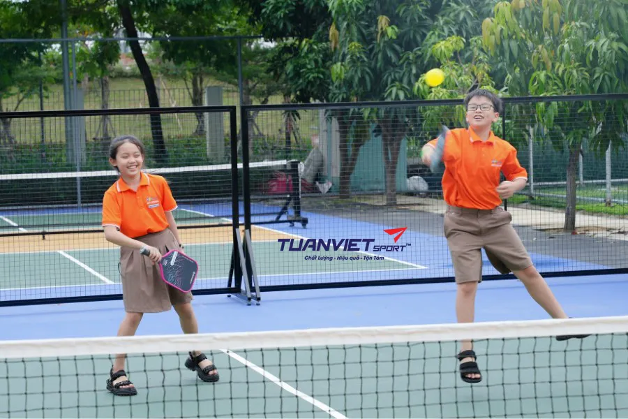S&acirc;n Pickleball Trường Tiểu học v&agrave; Trung học cơ sở FPT Đ&agrave; Nẵng