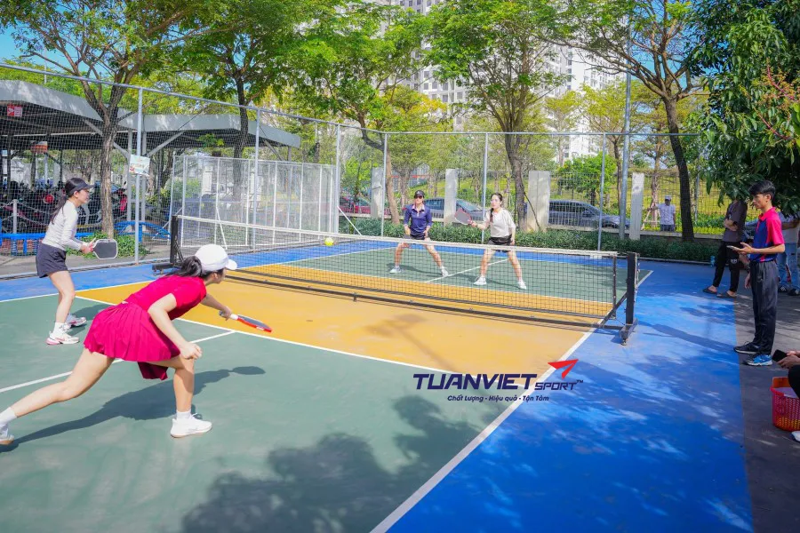 H&igrave;nh ảnh thực tế của S&acirc;n Pickleball Trường Tiểu học v&agrave; Trung học cơ sở FPT Đ&agrave; Nẵng
