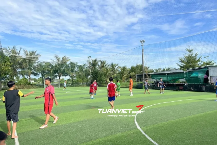 Danh s&aacute;ch s&acirc;n b&oacute;ng đ&aacute; C&agrave; Mau - S&acirc;n b&oacute;ng đ&aacute; Thu Sương C&agrave; Mau