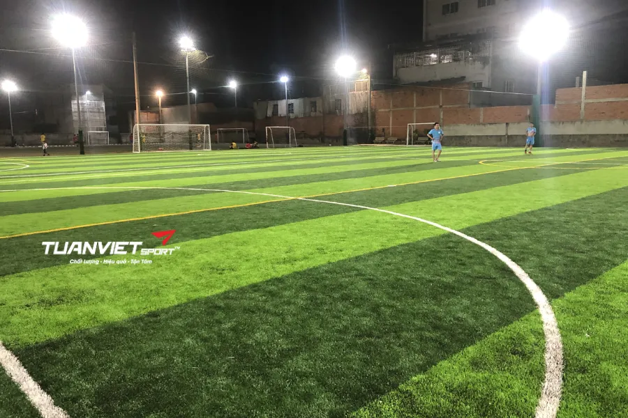 Sân bóng đá tỉnh Cần Thơ - Sân bóng Phi Long