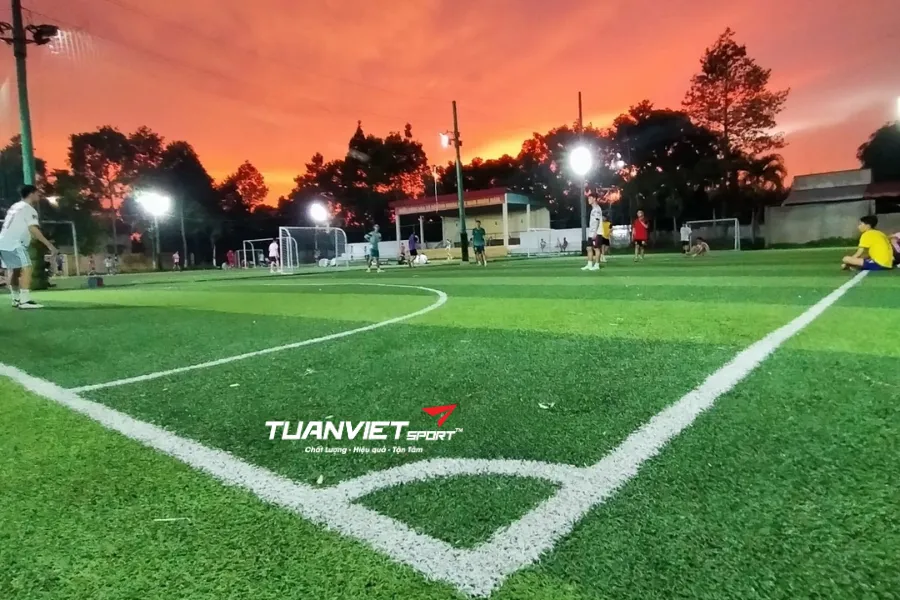 Sân bóng đá tỉnh Cần Thơ - Sân bóng Quận Đội – Ninh Kiều