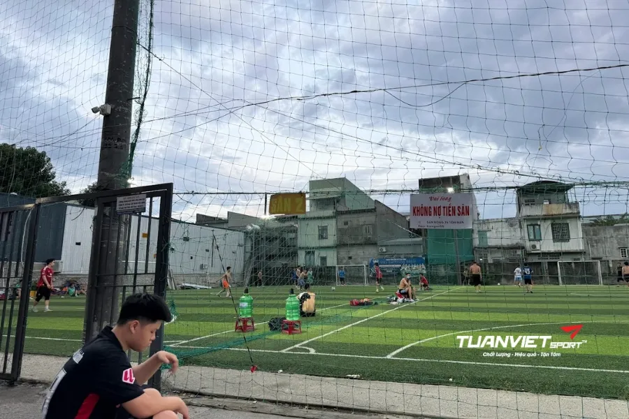 S&acirc;n b&oacute;ng đ&aacute; 76 T&ocirc;n Đản - S&acirc;n b&oacute;ng đ&aacute; Quận Cẩm Lệ Đ&agrave; Nẵng