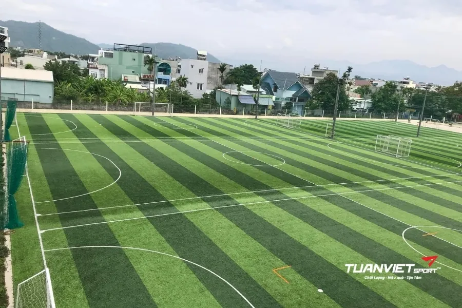 S&acirc;n b&oacute;ng đ&aacute; L&agrave;ng H&ograve;a Mỹ - S&acirc;n b&oacute;ng đ&aacute; Quận Li&ecirc;n Chiểu Đ&agrave; Nẵng 