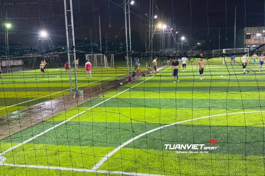 S&acirc;n b&oacute;ng đ&aacute; Chuy&ecirc;n Việt&nbsp;- S&acirc;n b&oacute;ng đ&aacute; Quận Li&ecirc;n Chiều Đ&agrave; Nẵng