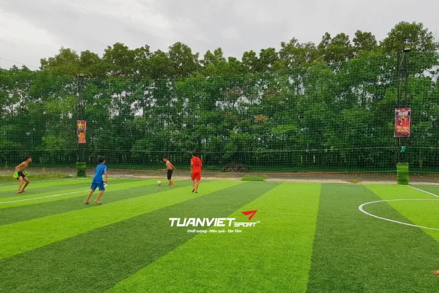 S&acirc;n b&oacute;ng đ&aacute; Việt H&agrave;n&nbsp; - S&acirc;n b&oacute;ng đ&aacute; Quận Ngũ H&agrave;nh Sơn Đ&agrave; Nẵng