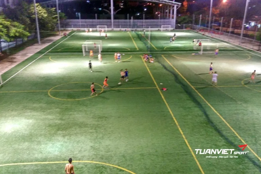 Sân bóng đá Trường Đại Học Thể Dục Thể Thao Đà Nẵng - Sân bóng đá Quận Thanh Khê Đà Nẵng