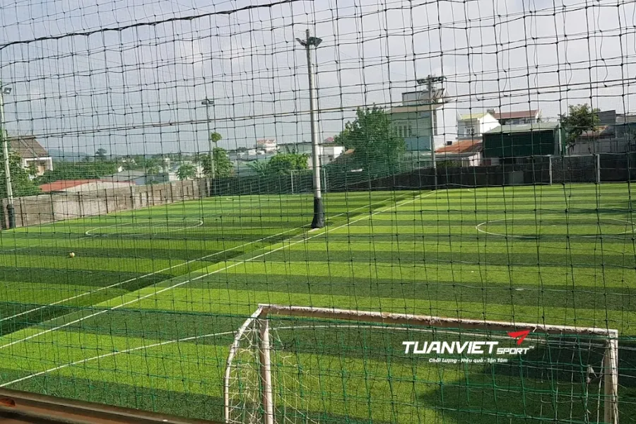 S&acirc;n b&oacute;ng đ&aacute; Manchester - S&acirc;n b&oacute;ng đ&aacute; tỉnh Đắk Lắk