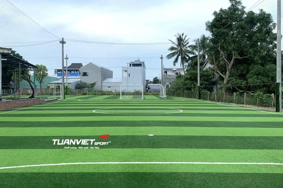 S&acirc;n b&oacute;ng đ&aacute; Cầu Ch&aacute;y - S&acirc;n b&oacute;ng đ&aacute; tỉnh Đắk Lắk