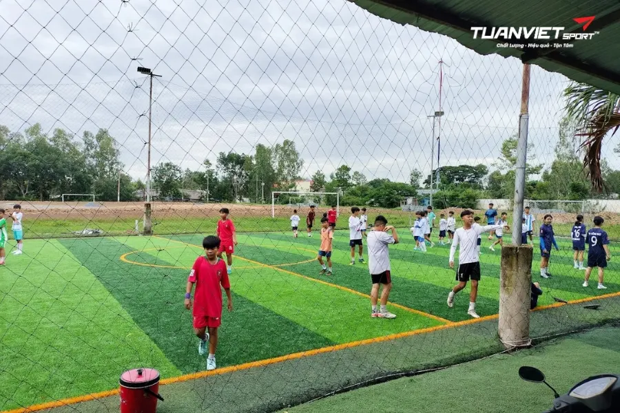 S&acirc;n b&oacute;ng đ&aacute; Văn Mộc - S&acirc;n b&oacute;ng đ&aacute; tỉnh Đồng Th&aacute;p