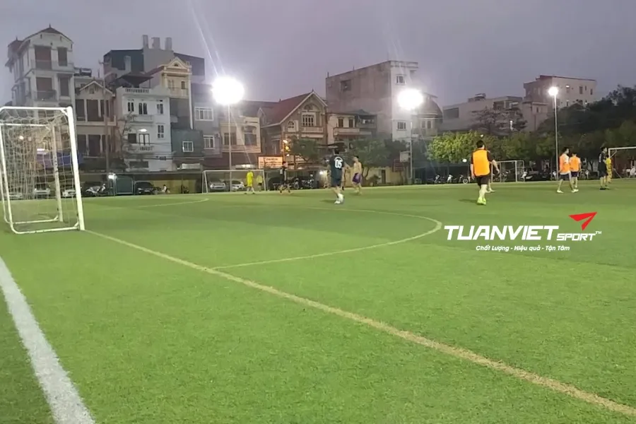 S&acirc;n b&oacute;ng đ&aacute; Cổ Nhuế 2 - S&acirc;n b&oacute;ng đ&aacute; Th&agrave;nh phố H&agrave; Nội