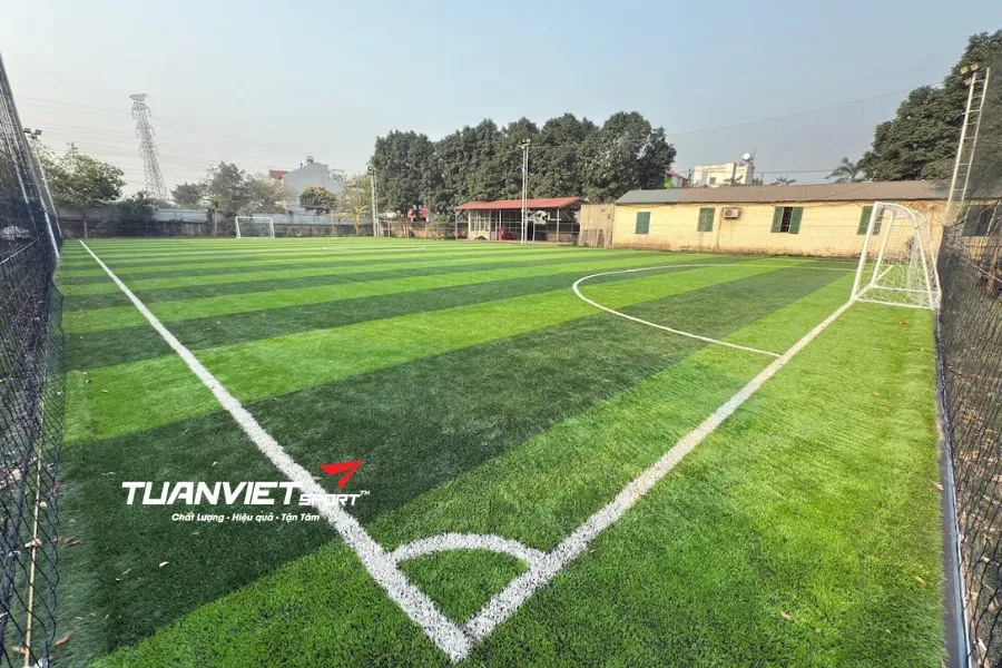 S&acirc;n b&oacute;ng đ&aacute; Cống Ch&egrave;m - S&acirc;n b&oacute;ng đ&aacute; Th&agrave;nh phố H&agrave; Nội