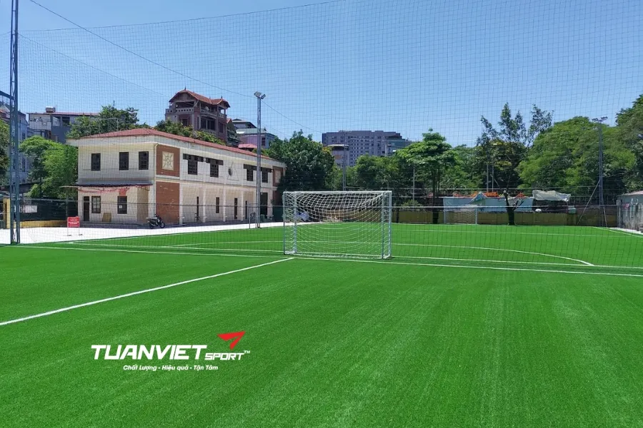 Sân bóng đá B5 Mai Dịch - Sân bóng đá Thành phố Hà Nội