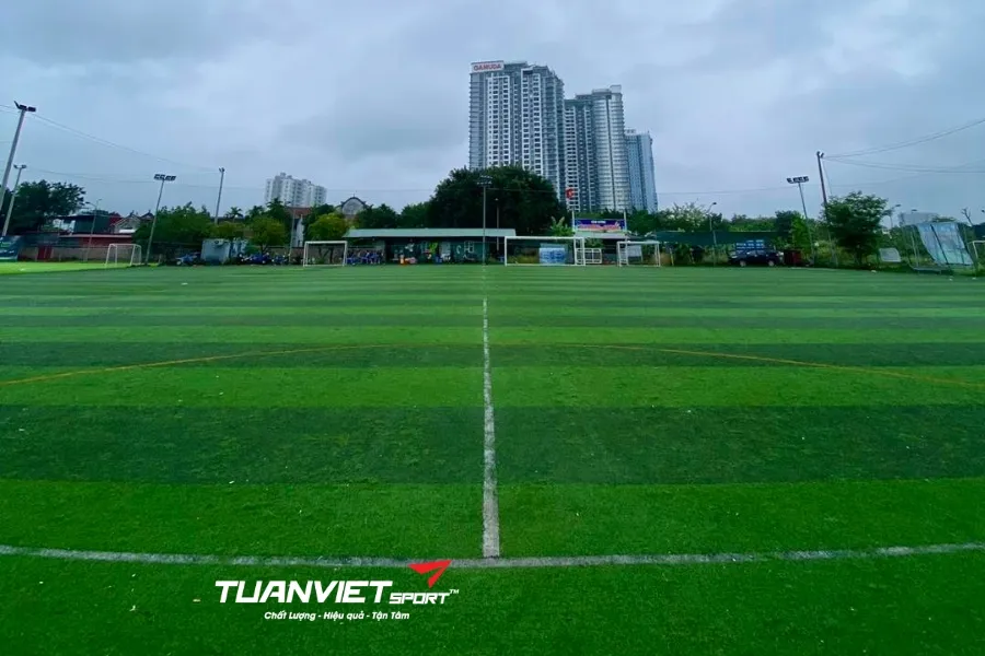 Sân bóng đá Huy Hoàng Gamuda - Sân bóng đá Thành phố Hà Nội
