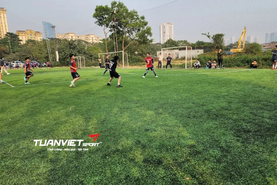 S&acirc;n b&oacute;ng đ&aacute; Mễ Tr&igrave; Thượng - S&acirc;n b&oacute;ng đ&aacute; Th&agrave;nh phố H&agrave; Nội