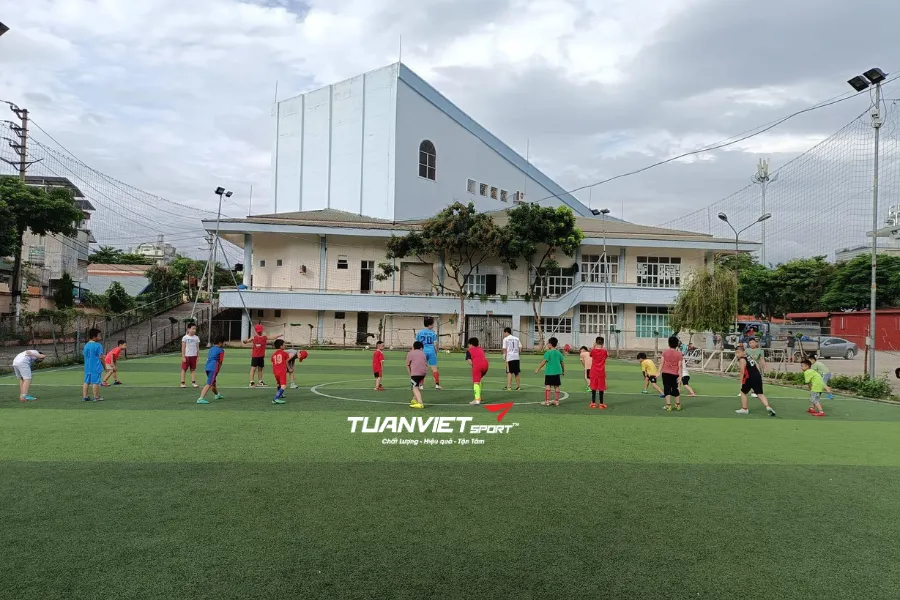 Sân bóng đá cung thiếu nhi - Sân bóng đá Thành phố Hải Phòng